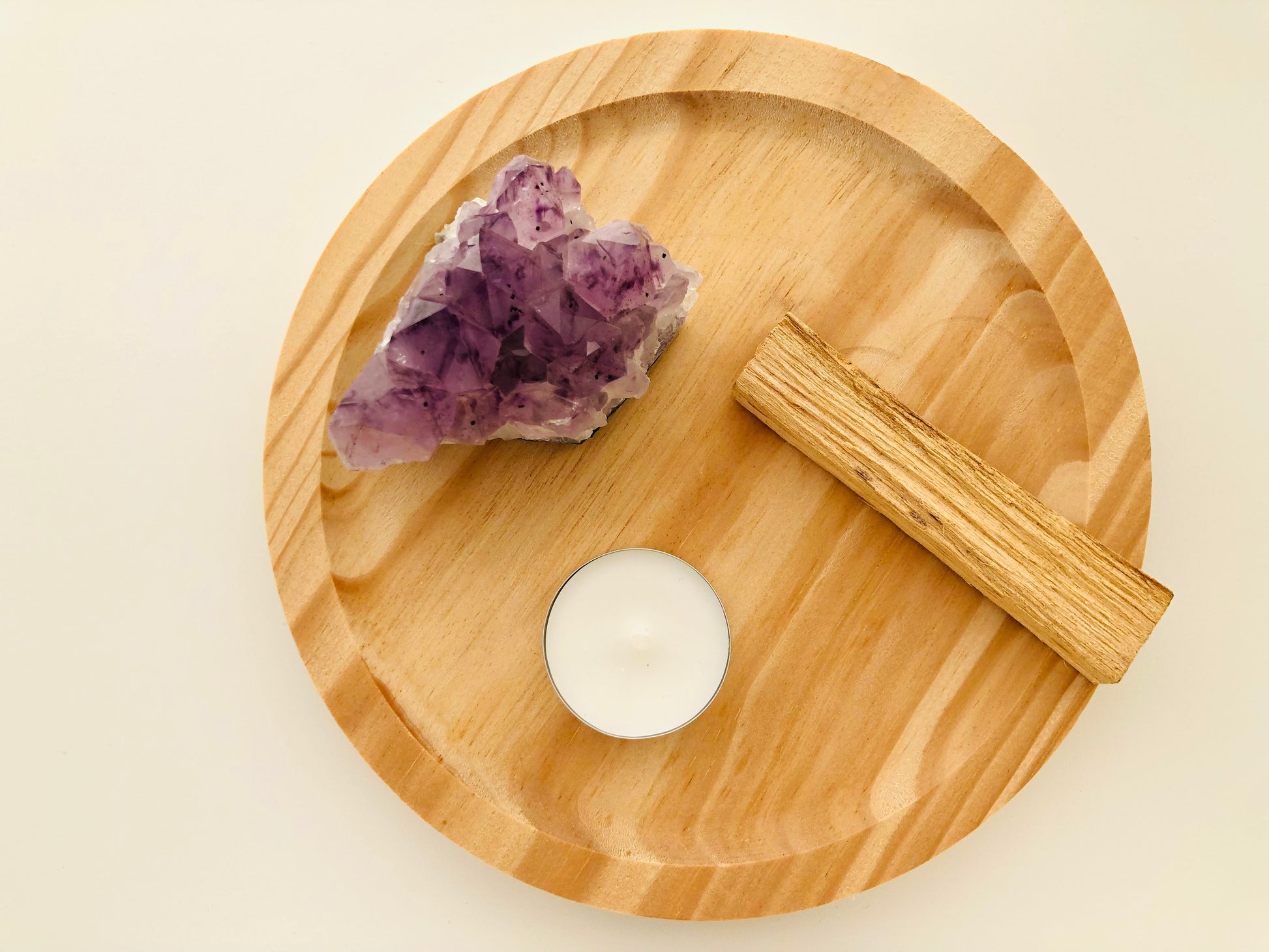 Sahumerio de palo santo natural para purificación del hogar y aromaterapia relajante
