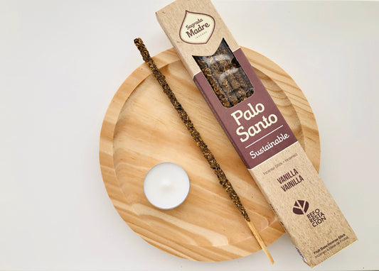 Incienso de Palo Santo con Vainilla Sagrada Madre, sahumerio de aroma dulce y natural para atraer abundancia y calidez, incienso ecológico artesanal para armonizar el hogar.
